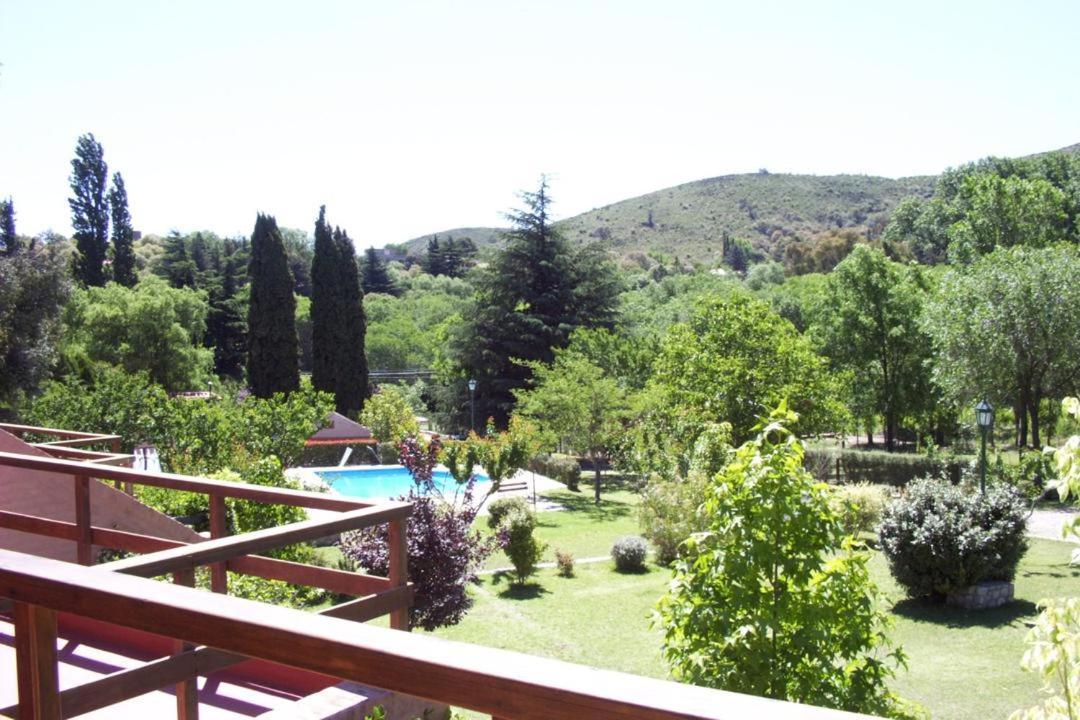 Los Almendros La Cumbre Eksteriør billede